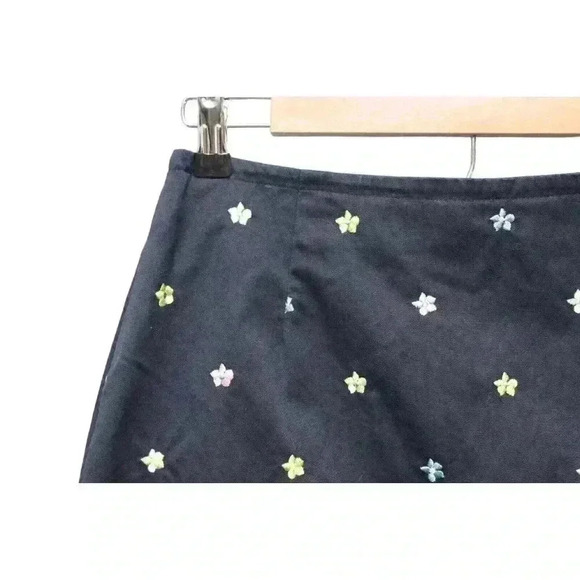 High Waisted A-Line Below Knee Skirt Size 10 Navy Multicolor Embroidered Floral - Picture 5 of 12